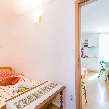 Beautiful Rustical Ana In The Heart Of Apartment