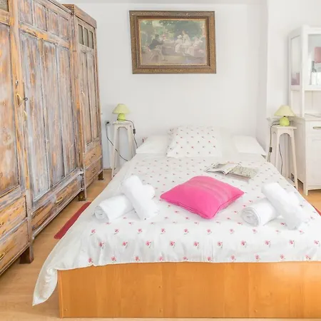 Apartment Beautiful Rustical Ana In The Heart Of Rovinj