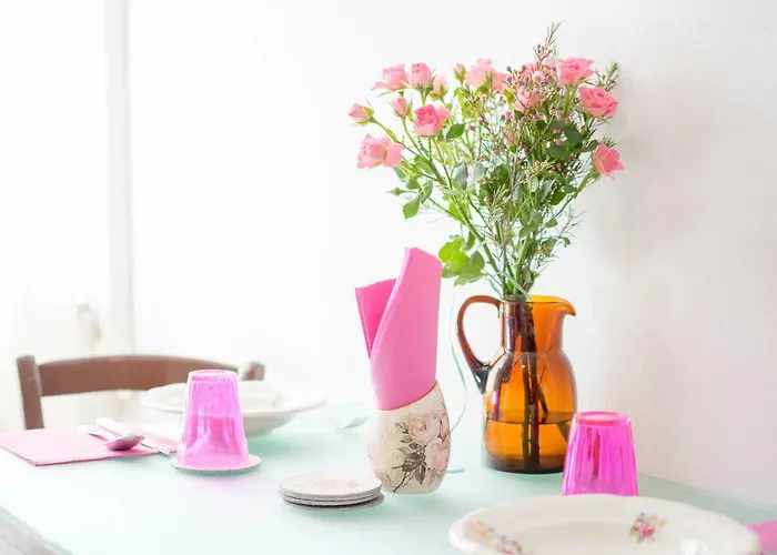 Beautiful Rustical Ana In The Heart Of روفينج